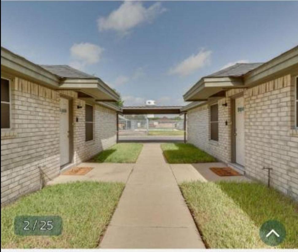 Pebbles' Beach House Edinburg Exterior foto